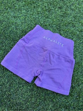 Alphalete Lavender Seamless High-Waist Bike Shorts